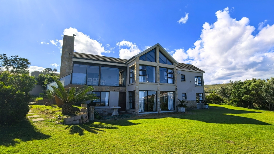 5 Bedroom Property for Sale in Num Num Cape Estate Western Cape